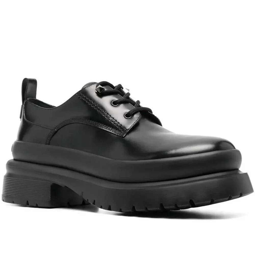 NIB Valentino Garavani Black Roman Stud Calfskin Derby 42